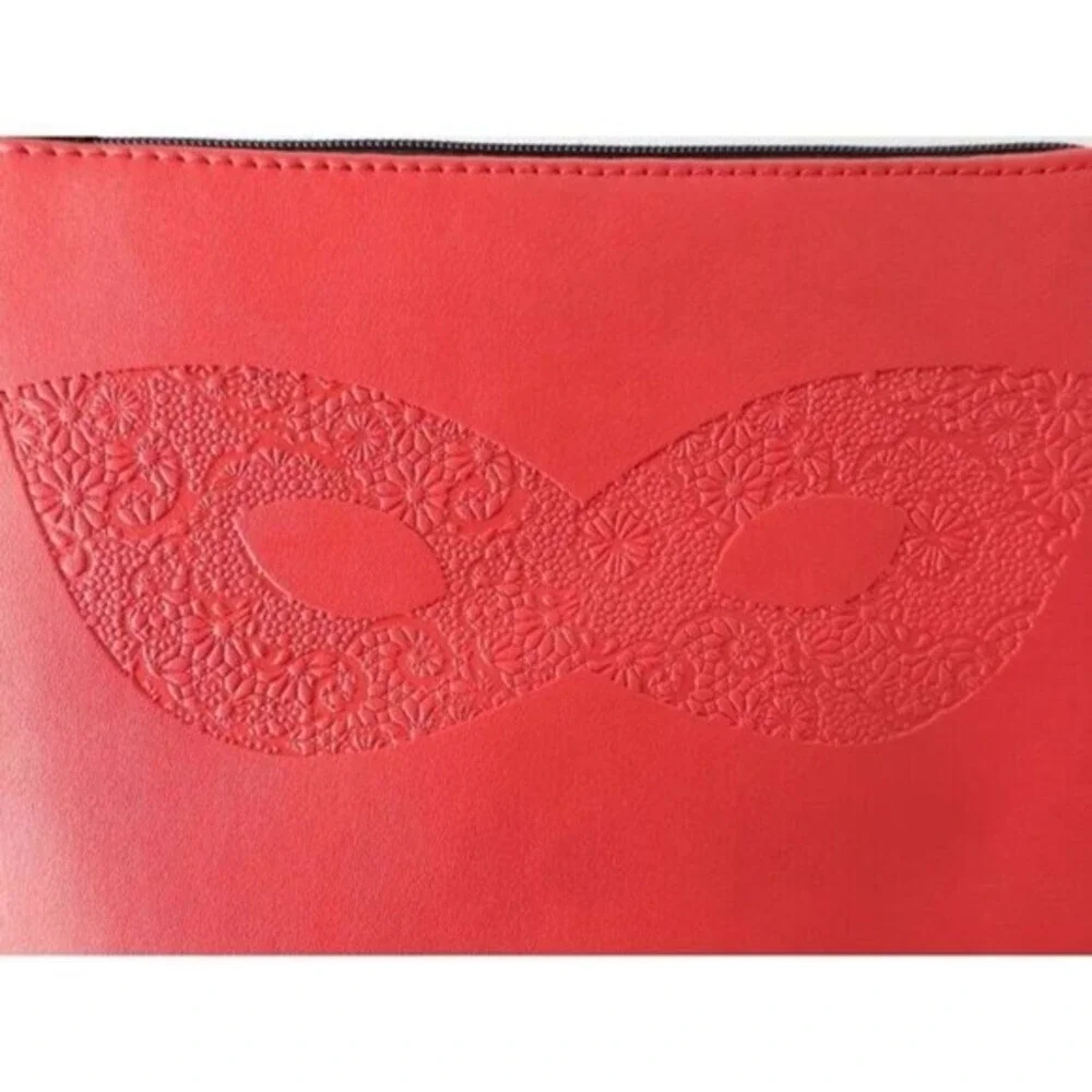 5/$20‎ Glam Bag October 2018 Red Faux Leather Embossed Floral Masquerade